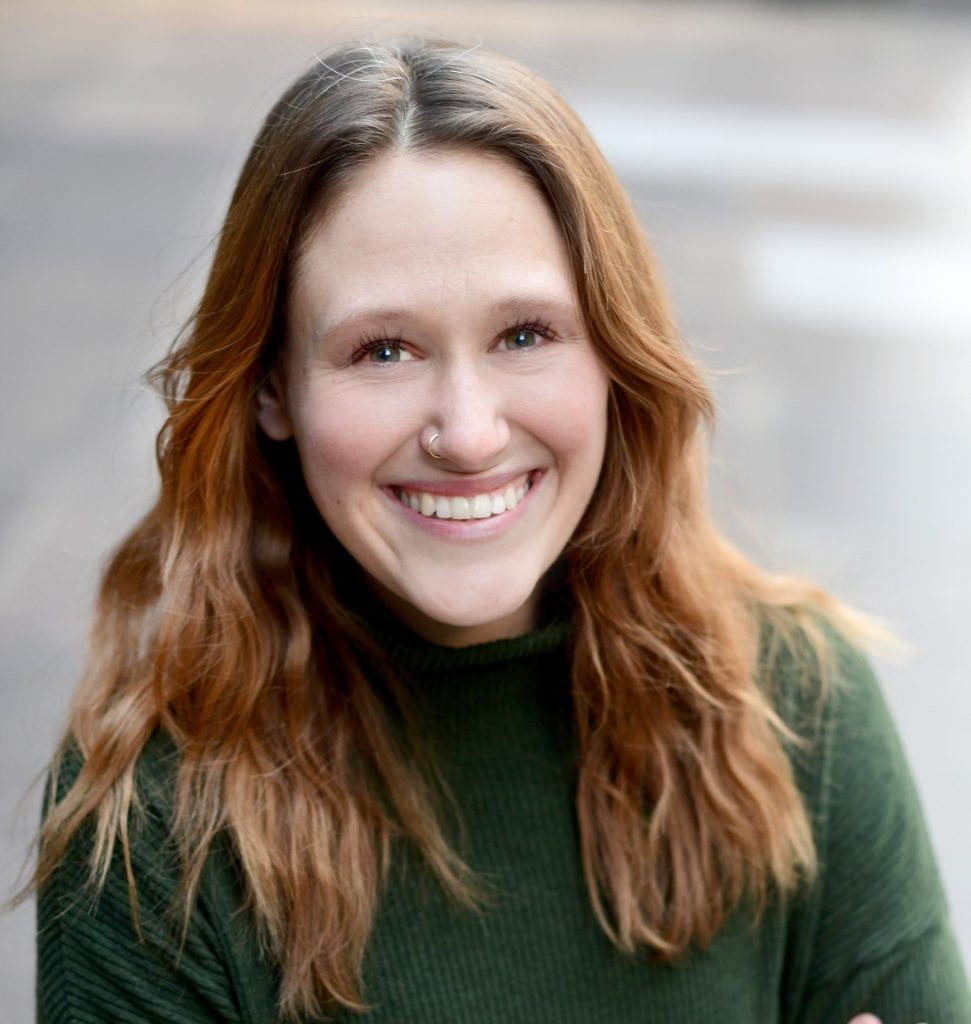 Headshot of Emmy Nowaczyk.